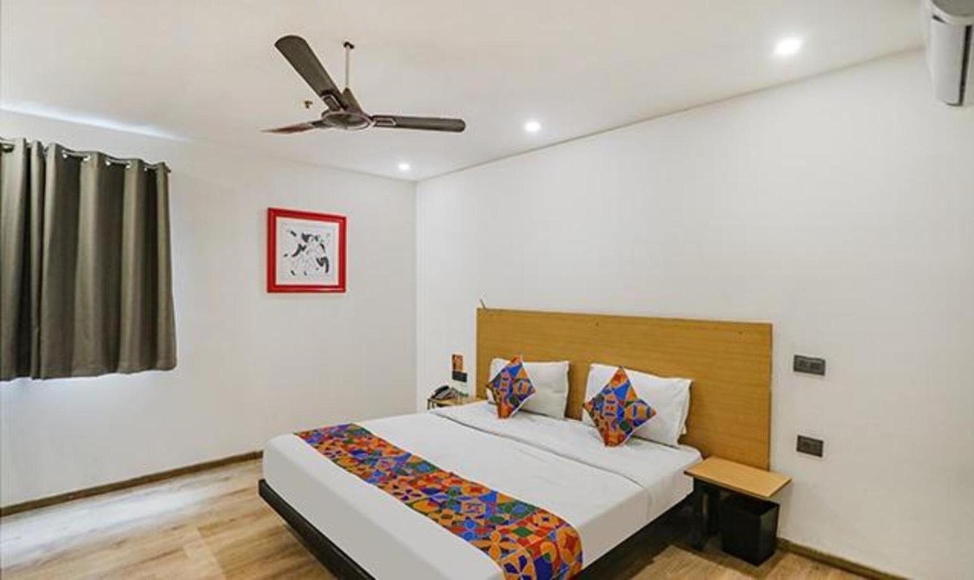 Fabhotel F9 Sector 58 Noida Extérieur photo