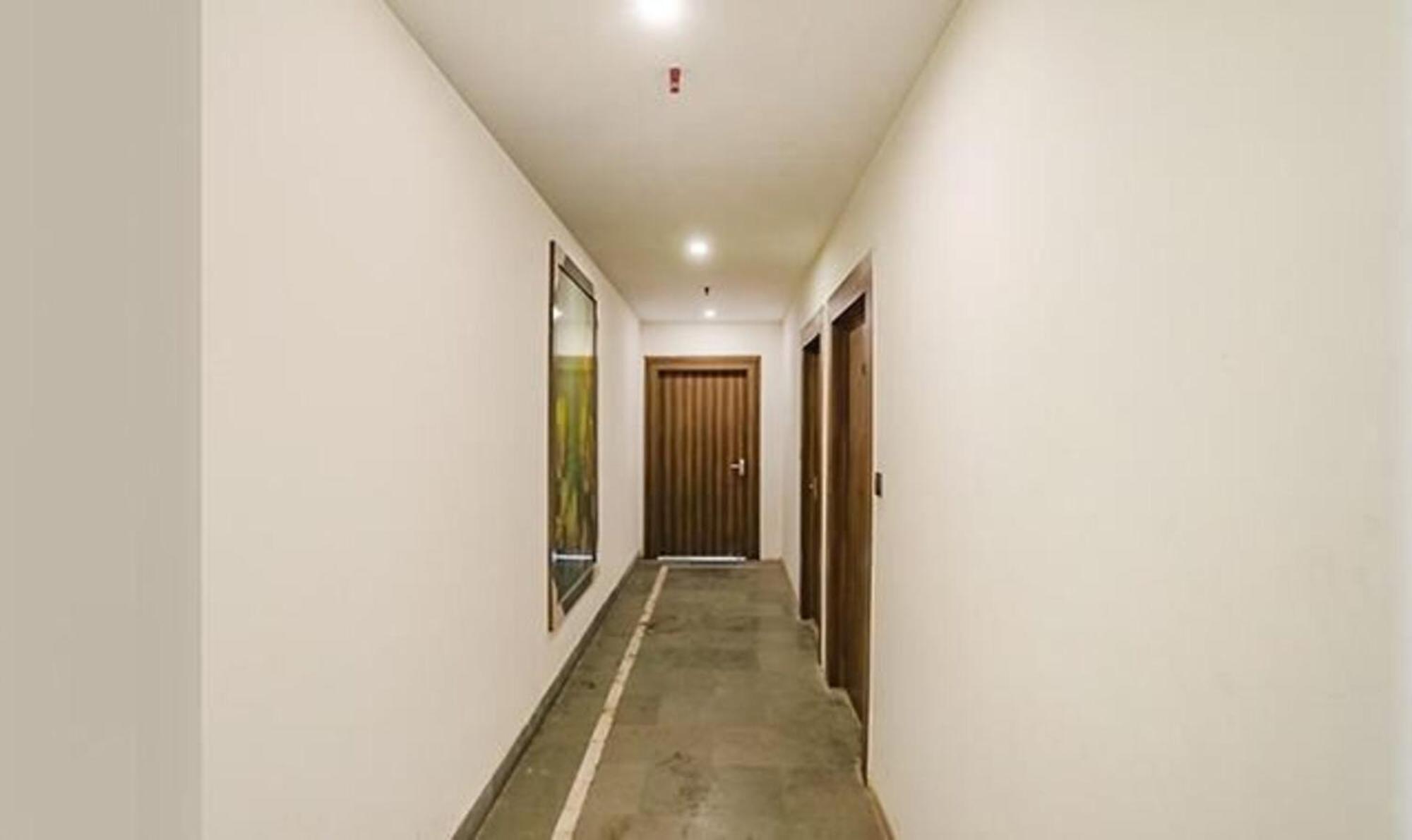 Fabhotel F9 Sector 58 Noida Extérieur photo