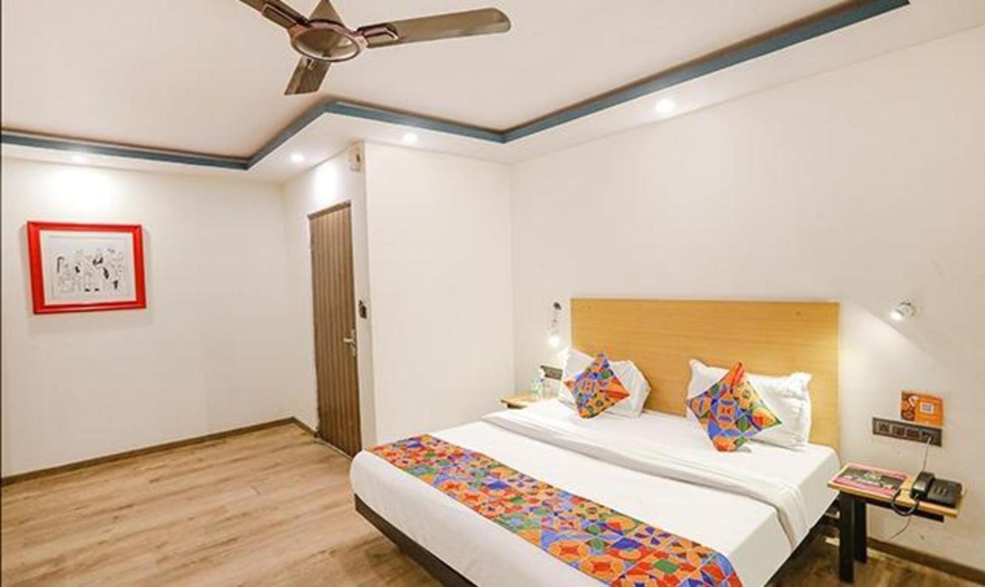 Fabhotel F9 Sector 58 Noida Extérieur photo